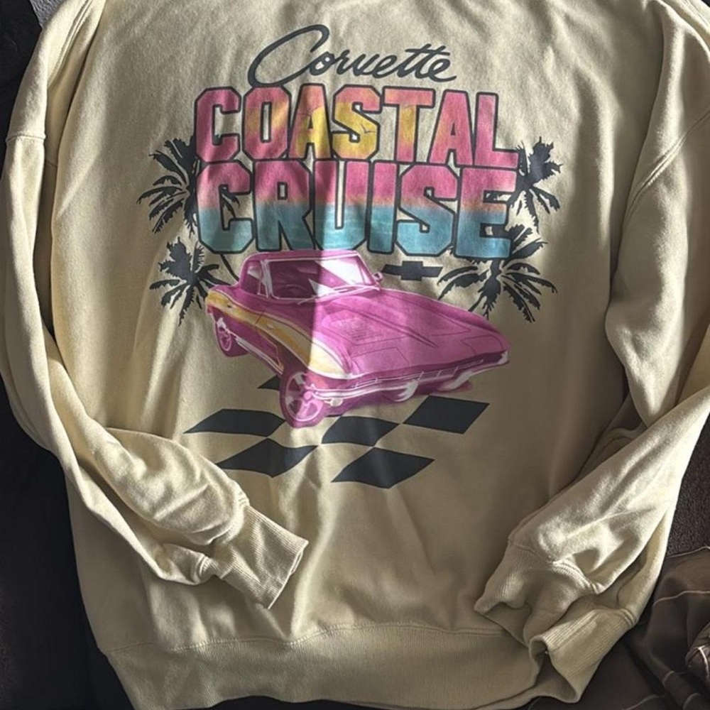 Coastal Cruise Graphic Sweatshirt
